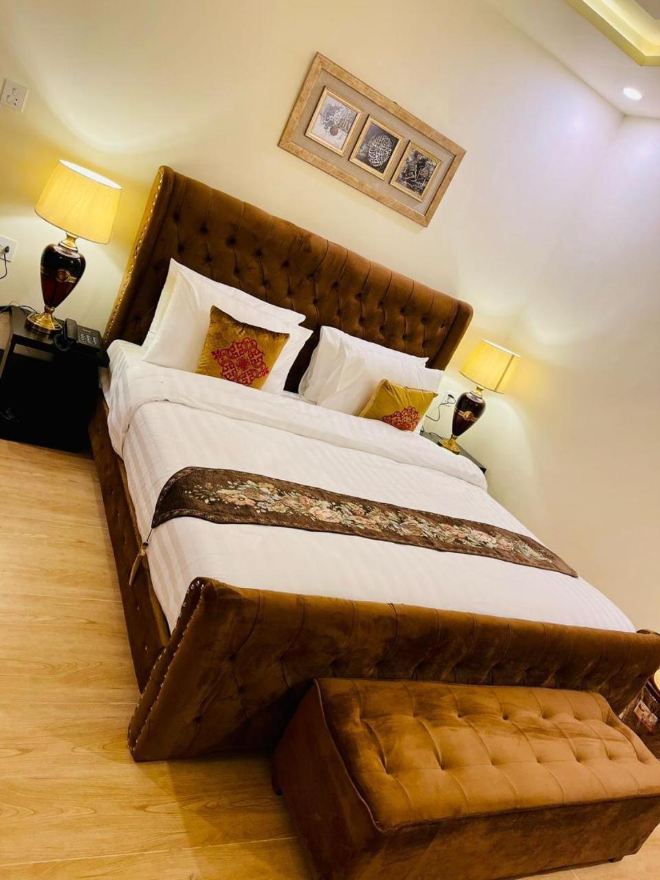 Saidu Sharif The Corporate Lodges Hotel מראה חיצוני תמונה